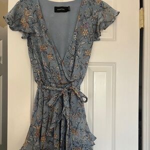 Flutter Sleeve Dress